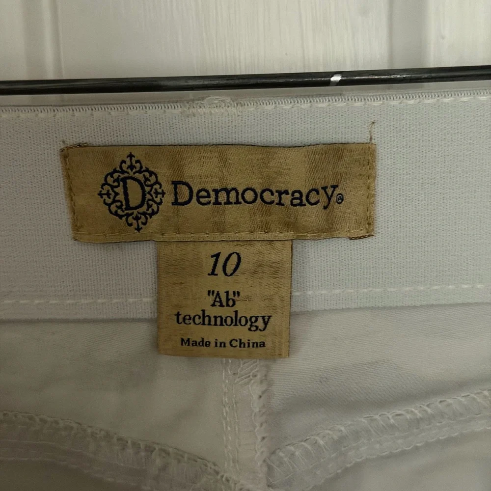 Democracy Women’s Camouflage Pants Size 10 Zipper Pockets Ab Solution Stretch - Picture 2 of 3